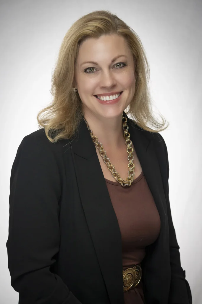 Image of Stephanie Wandler, who is committed to following the traits of a good real estate agent