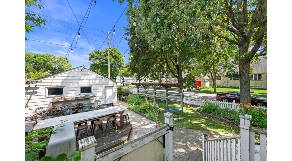 Photo 11 of 3174 S Herman St, Milwaukee, WI 53207